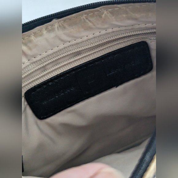 WILSON'S LEATHER BLACK PATENT LEATHER & ZEBRA PRINT WRISTLET 8" x 5" - Picture 8 of 12